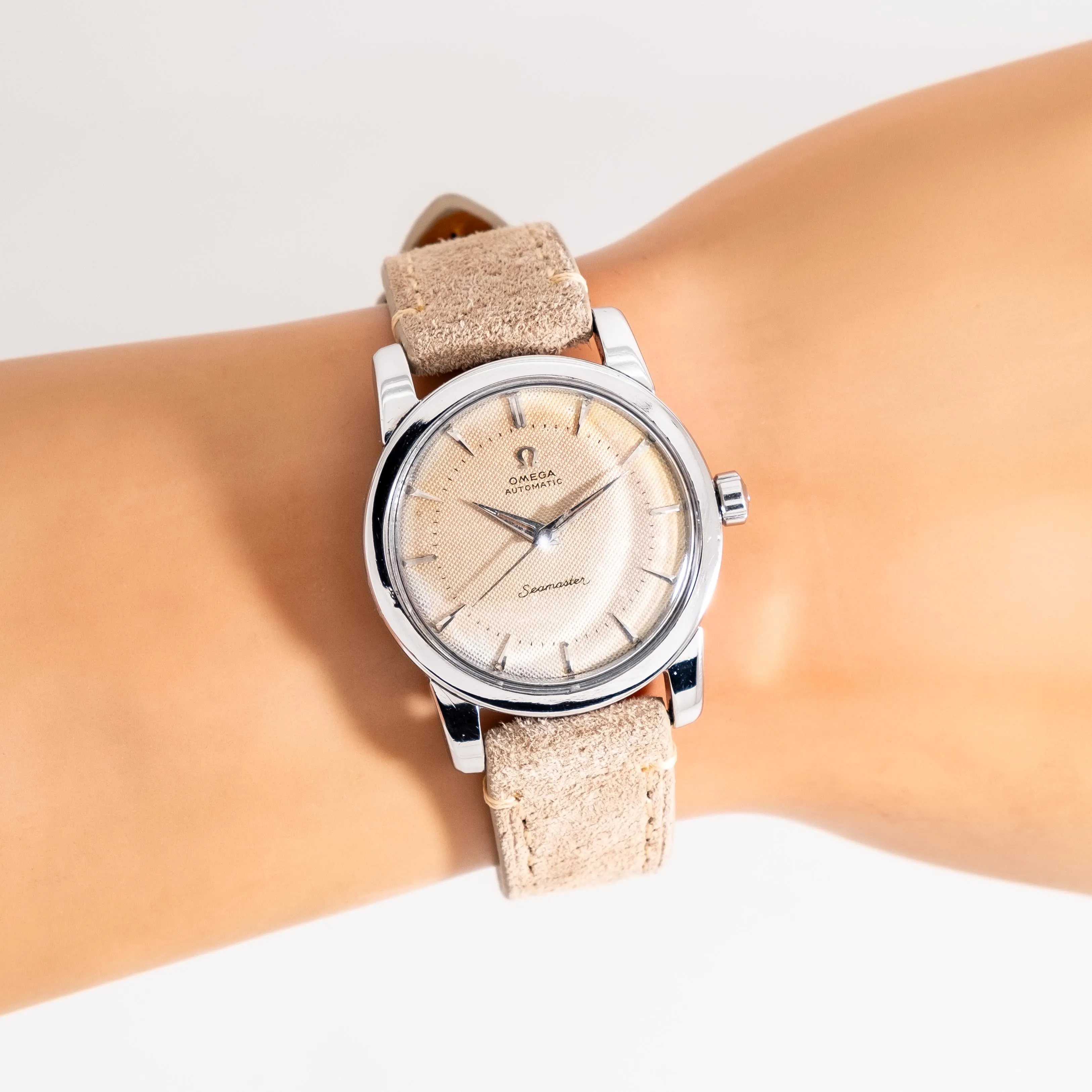 1954 Vintage Omega Seamaster Automatic Waffle Dial Ref. 2577-19SC Stainless Steel Watch (# 14964)