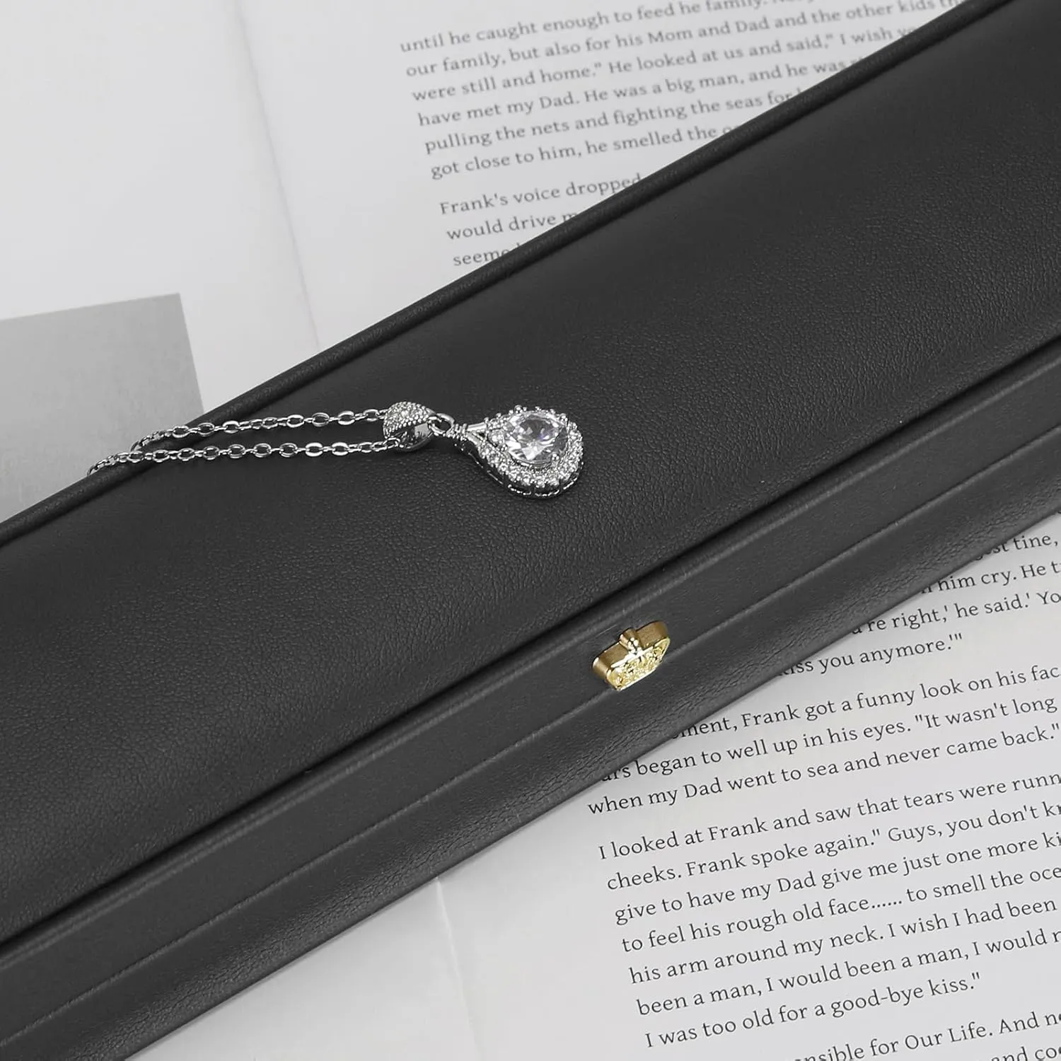2 Pieces Necklace Bracelet Gift Box, Premium PU Leather Jewellry Pendant Holder Case for Wedding Engagement Birthday Anniversary Ceremony, Necklace Storage Display boxes for Women Girl (Black)