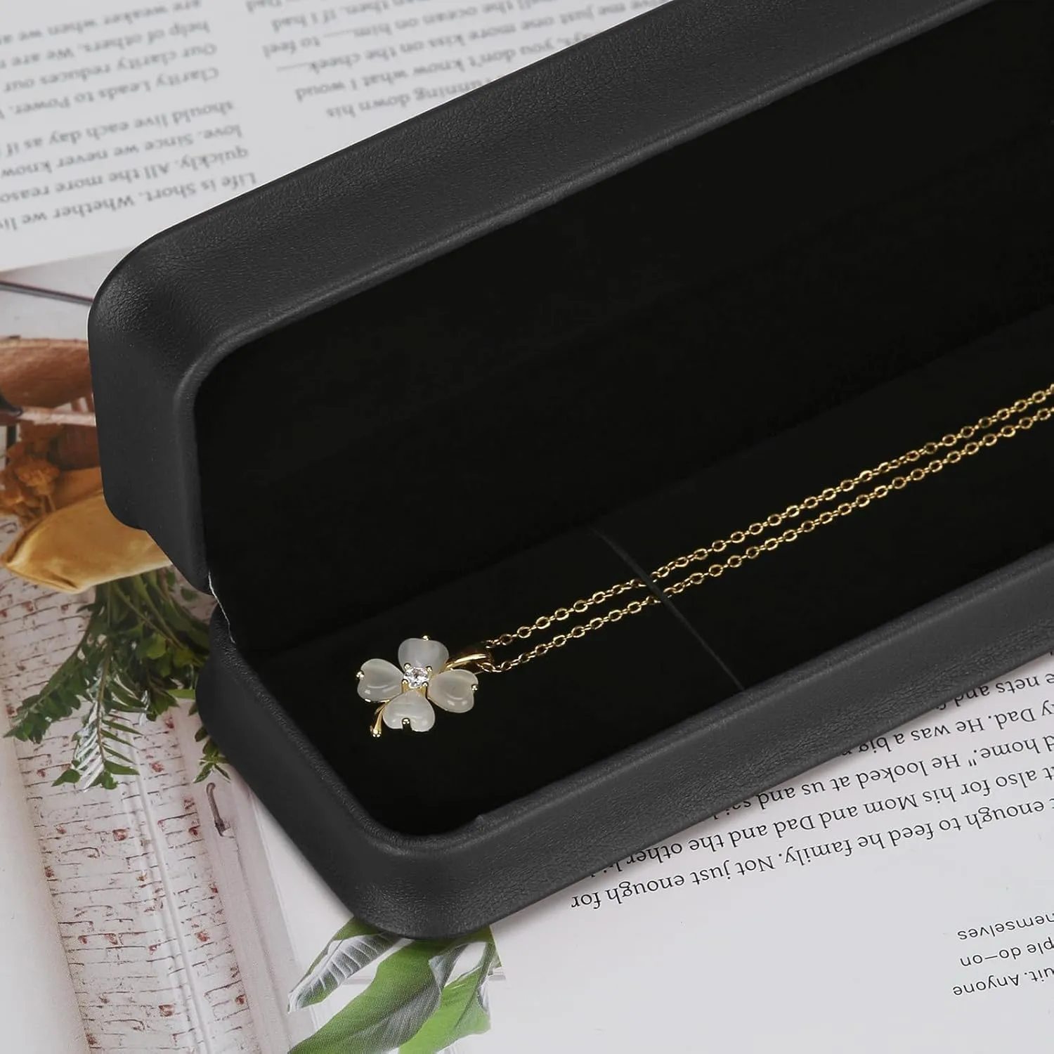 2 Pieces Necklace Bracelet Gift Box, Premium PU Leather Jewellry Pendant Holder Case for Wedding Engagement Birthday Anniversary Ceremony, Necklace Storage Display boxes for Women Girl (Black)