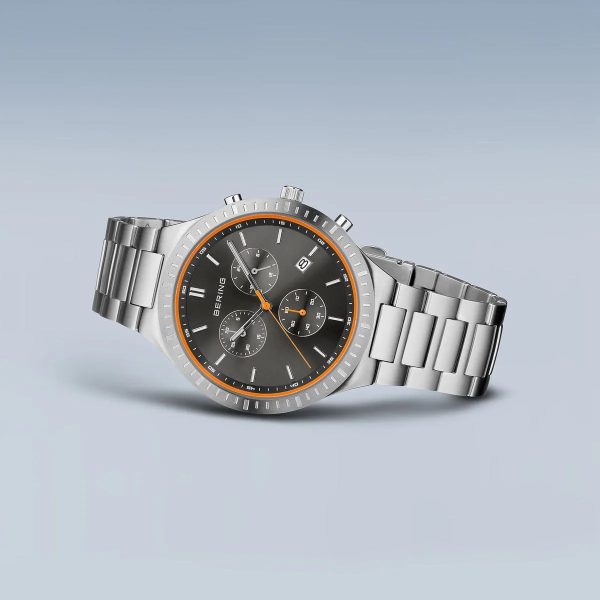 Bering Men's Titan Chrono | brushed silver | 11743-709