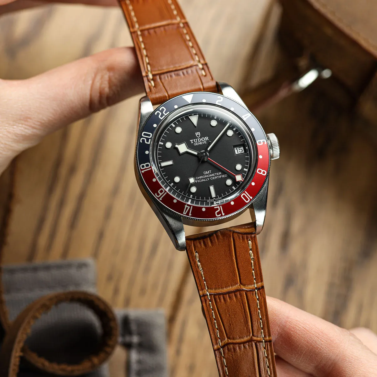 Brixham Special Buckle Gator Watch Strap - Tan