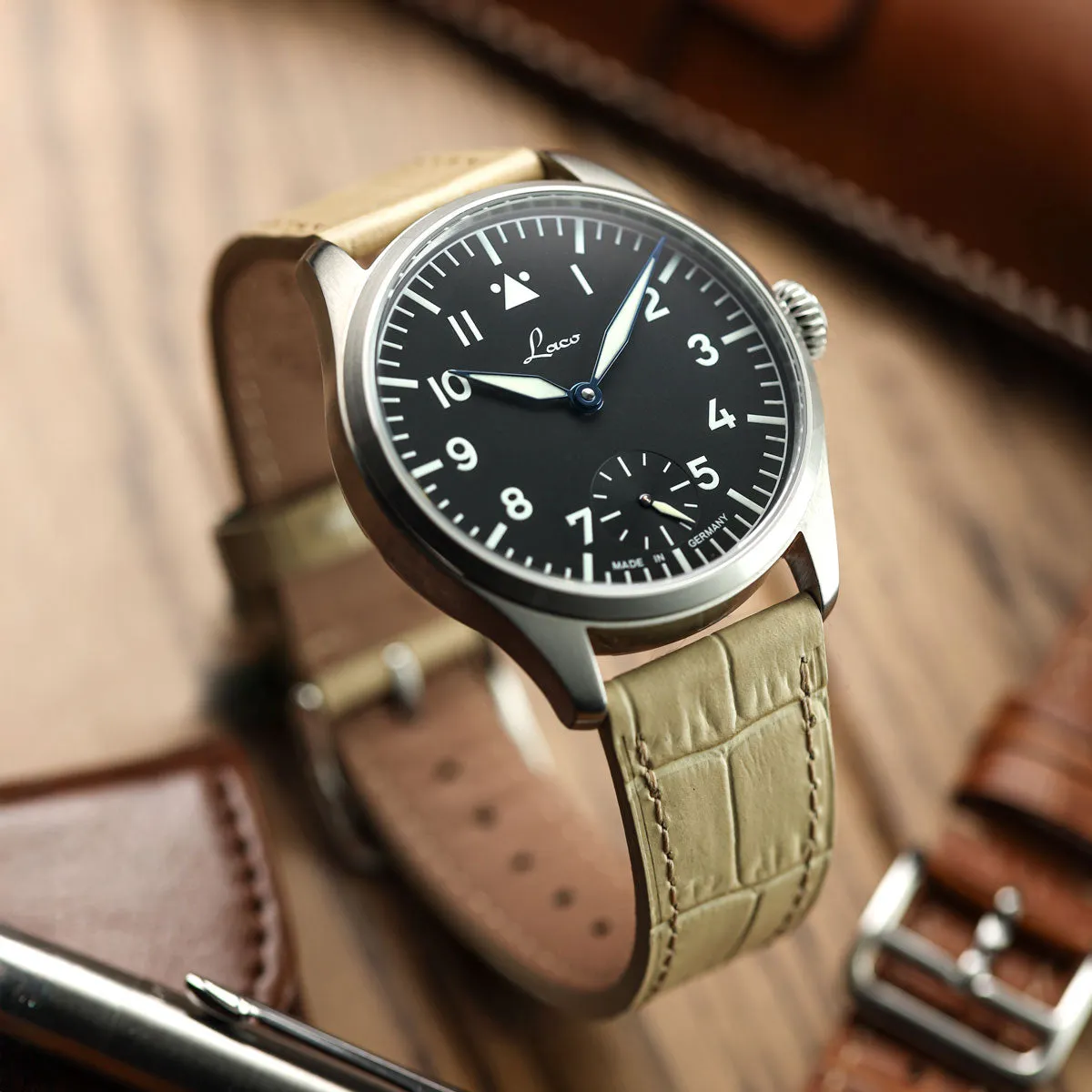 Brixham Special Buckle Gator Watch Strap - Tan