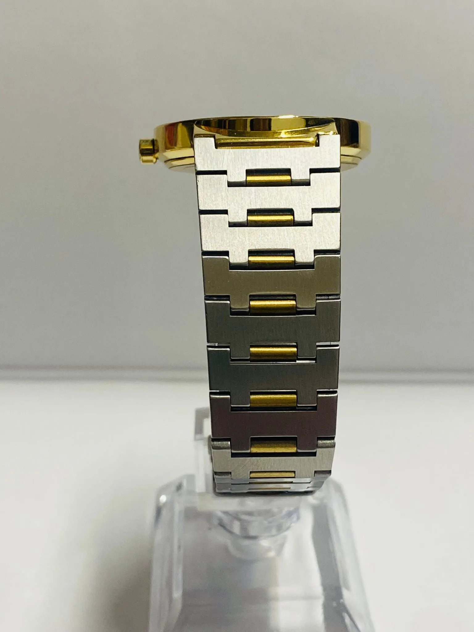 BVLGARI 18KYG SS Unique & Beautiful Black Dial Brand New Watch- $20K APR w/ COA!