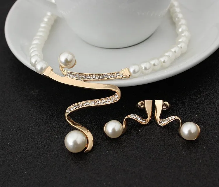 Crystal Pearl Necklace Earrings Bride Jewelry Set