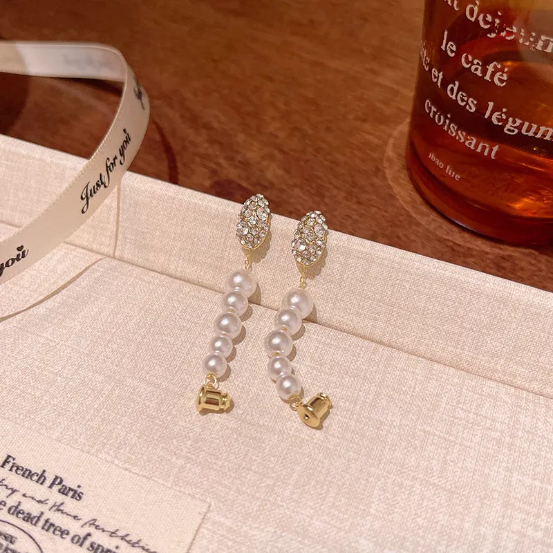 Earring Huggie Niche High End Pearl XEA1941