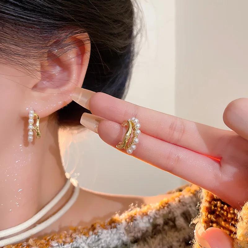 Earring Stud High End Pearl C Shaped XEE5218