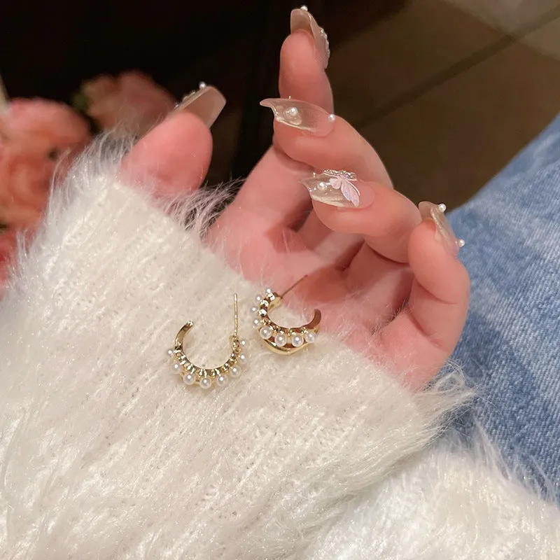 Earring Stud High End Pearl C Shaped XEE5218