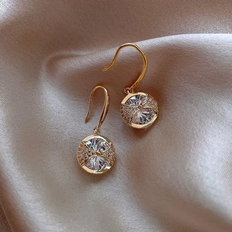 Elegant Pearl And Rhinestone Dangle Earrings