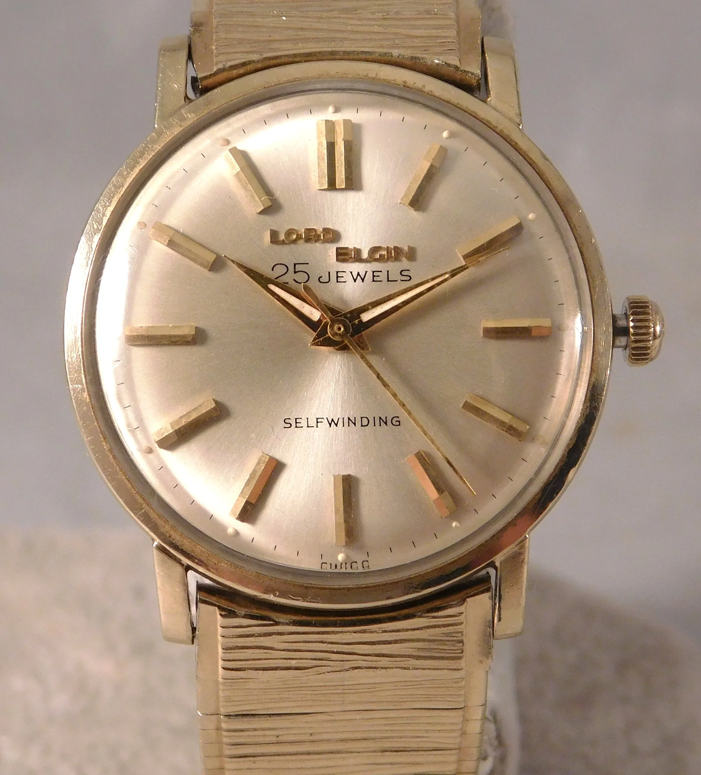 Lord Elgin 25 Jewel Automatic 10k Gold Filled Vintage 1950's Mens Watch....33mm