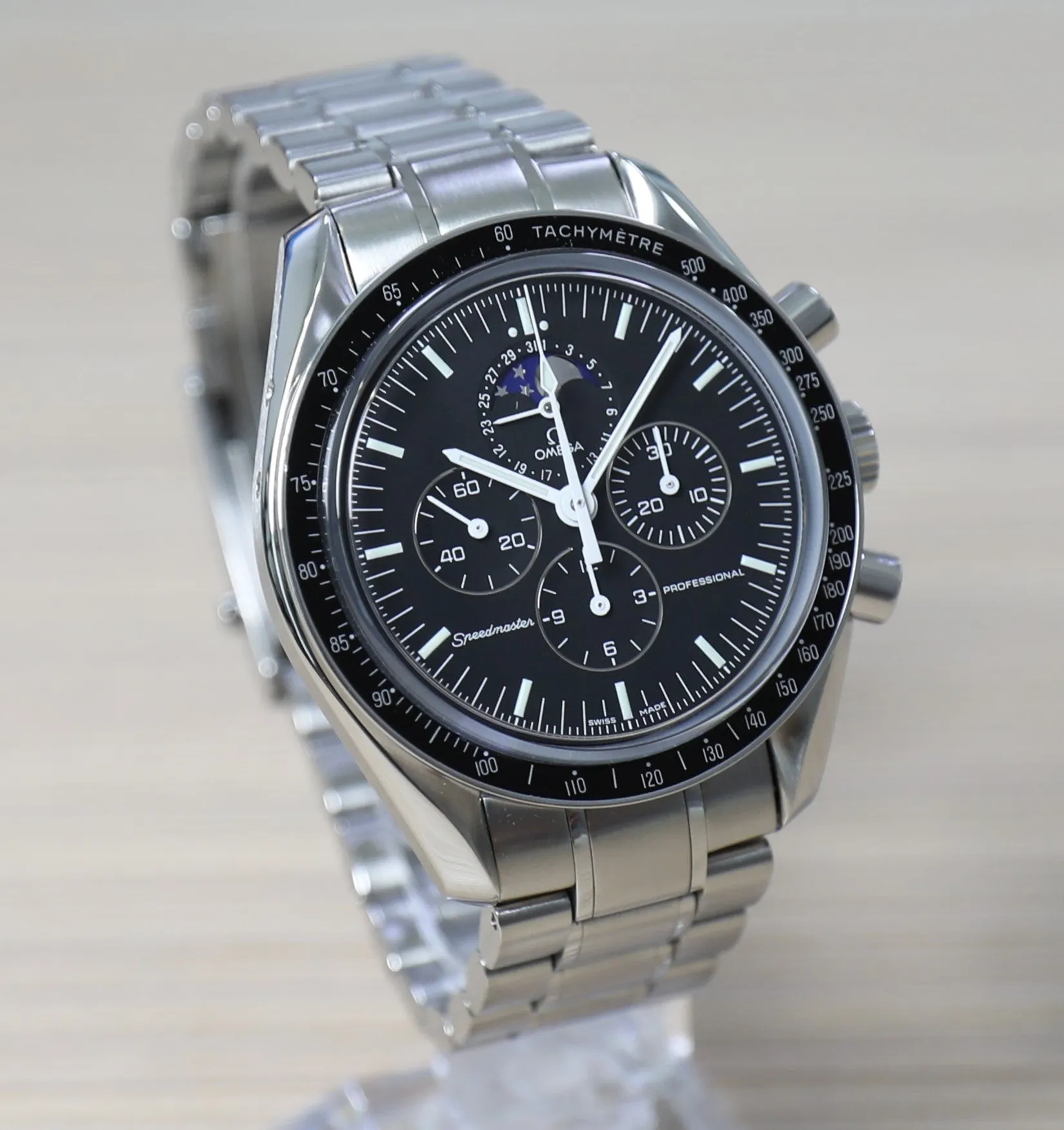 Omega Speedmaster Moonwatch – Professional – Moonphase – Sapphire – Unworn – Full Set