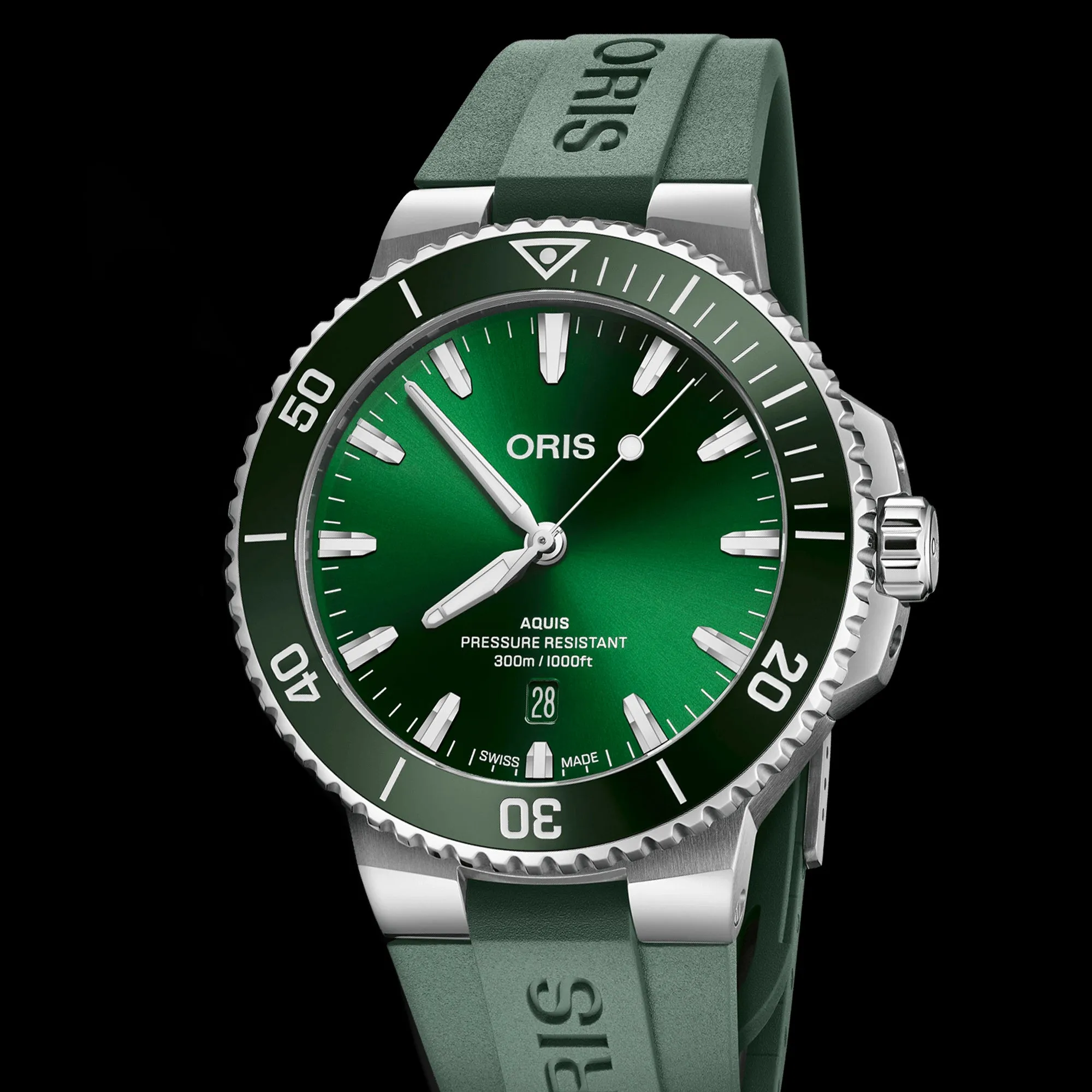 Oris - 2024 Aquis Date Green 43.5mm