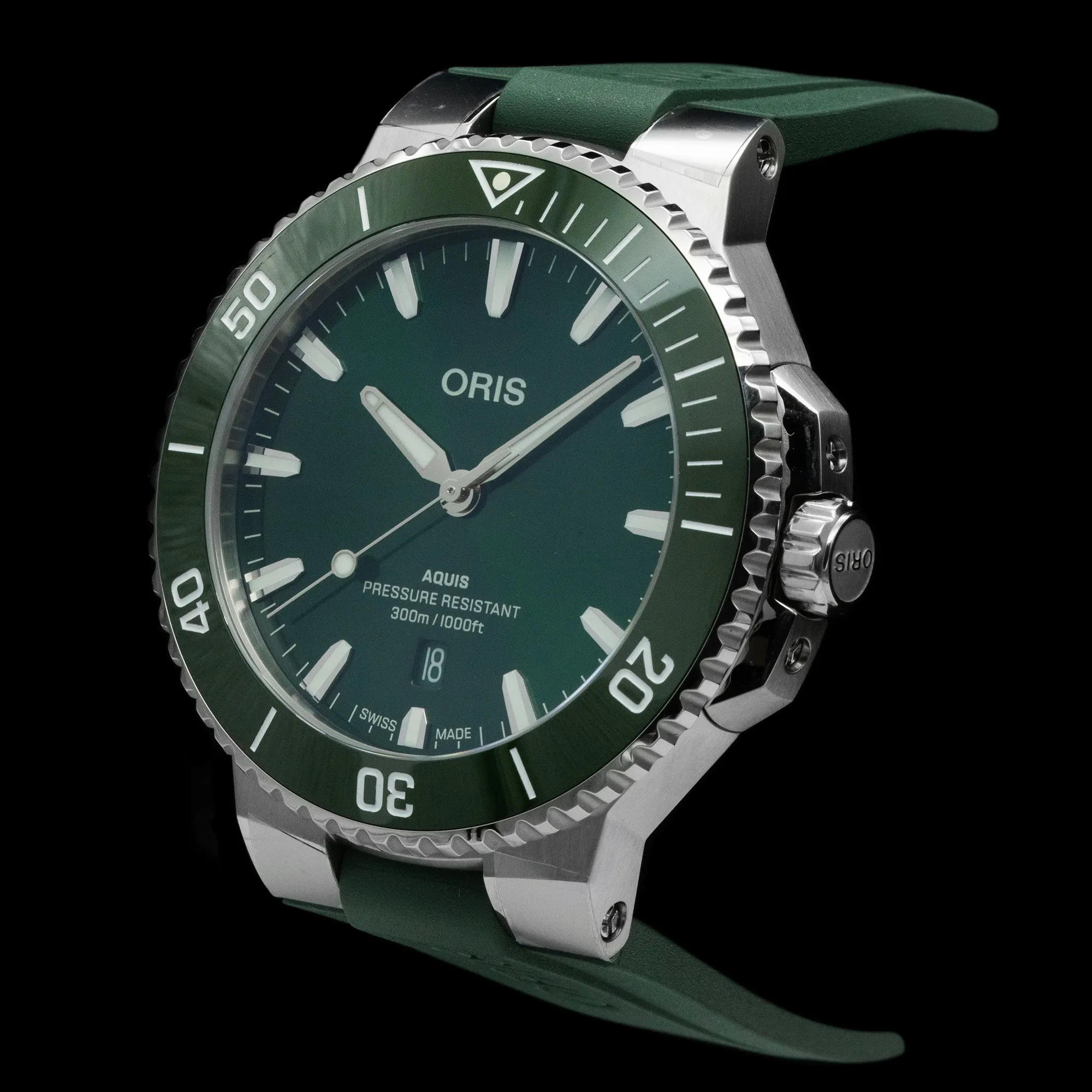 Oris - 2024 Aquis Date Green 43.5mm