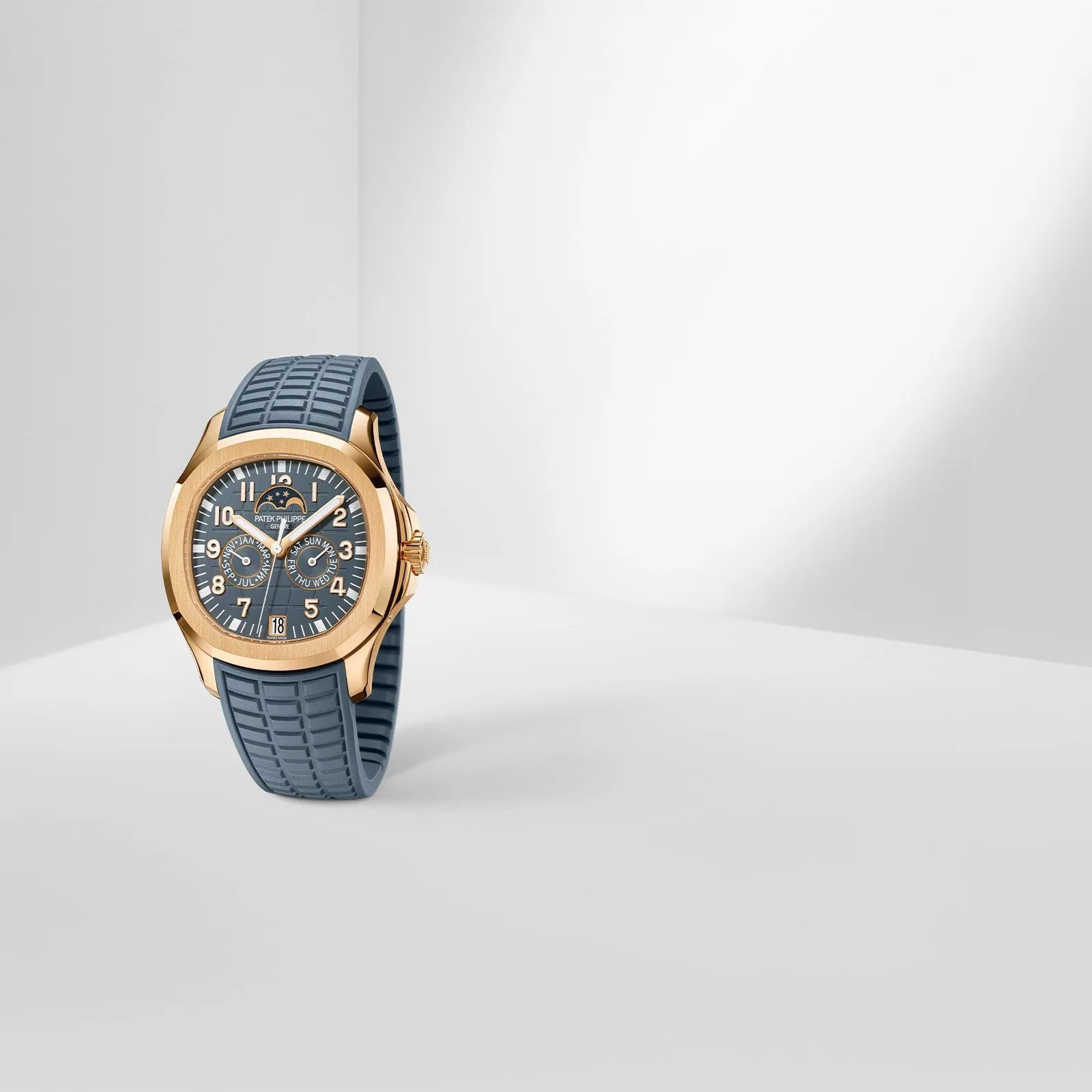 Patek Philippe Aquanaut Annual Calendar & Moon Phases, Blue Grey Dial 5261R-001