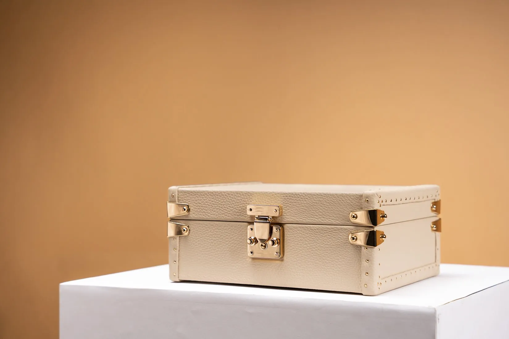 Petra Watch Case - Togo Light Cream