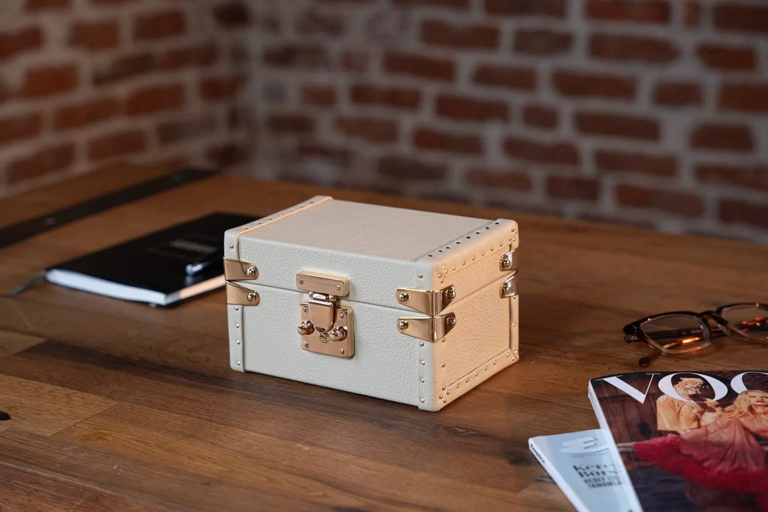 Petra Watch Case - Togo Light Cream