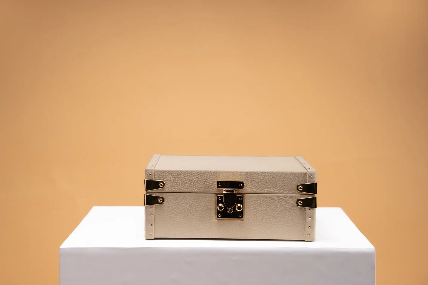 Petra Watch Case - Togo Light Cream