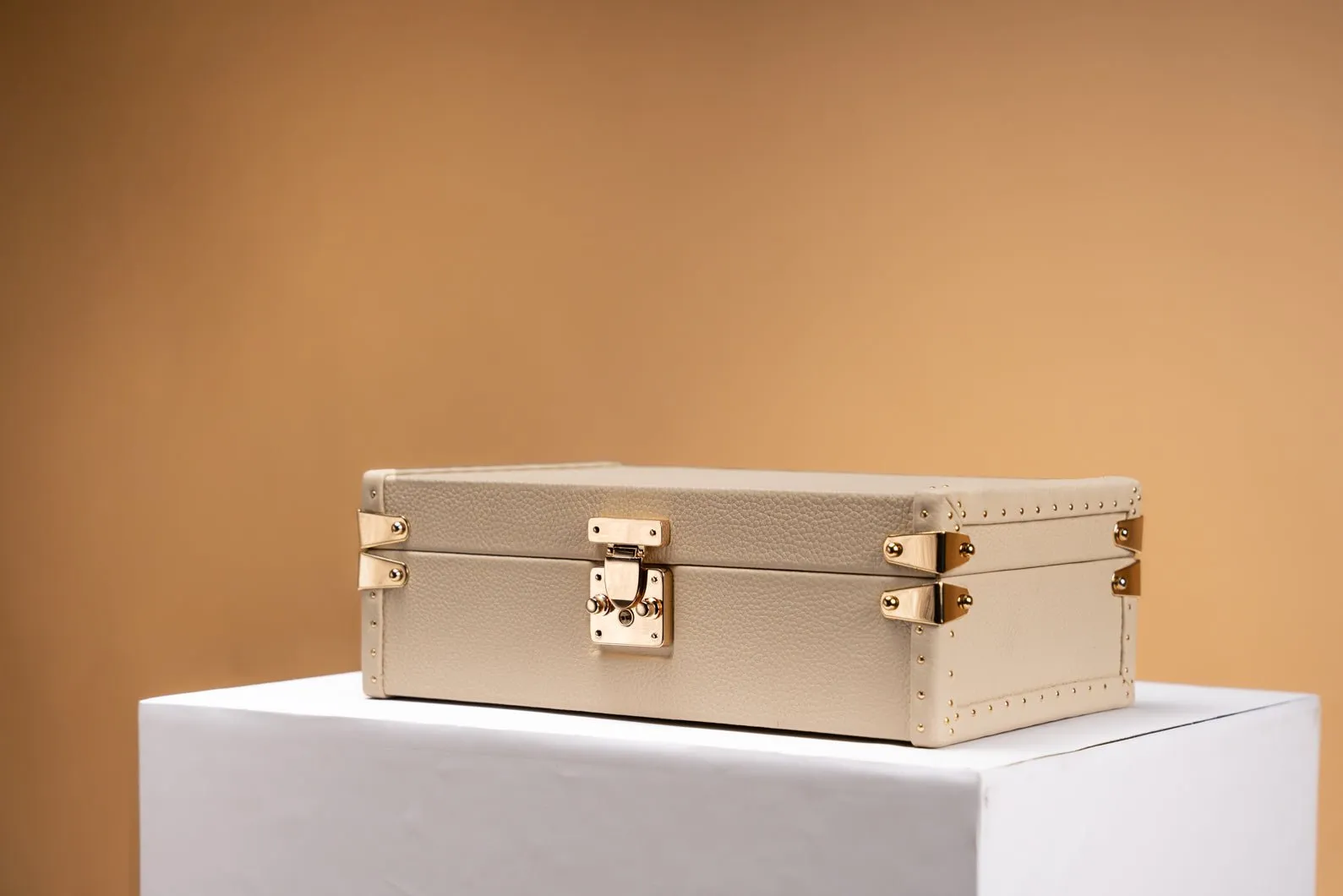 Petra Watch Case - Togo Light Cream