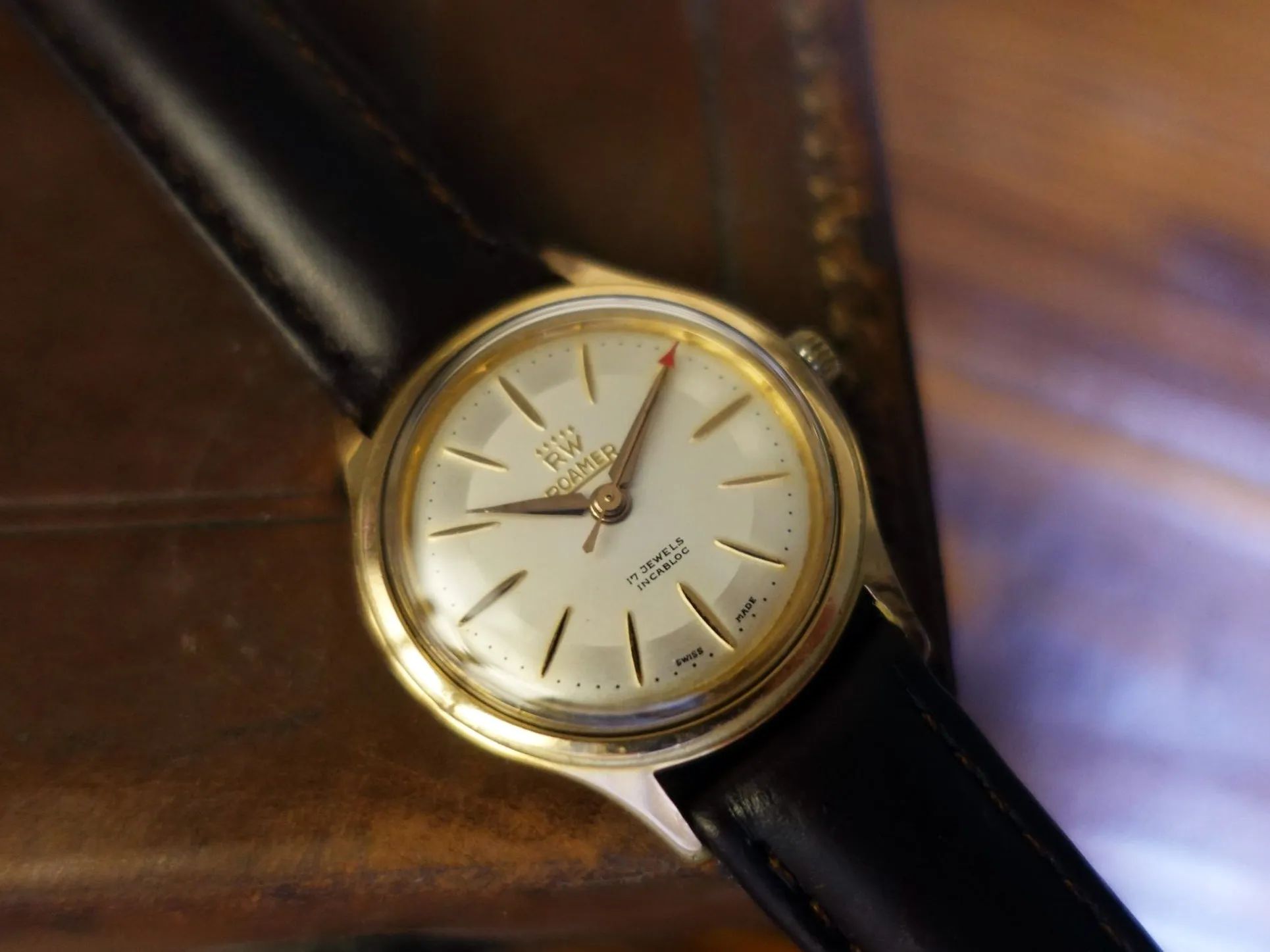 Roamer Vintage Red Second Watch