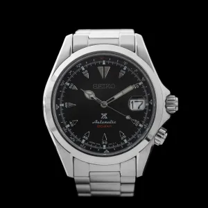Seiko - 2015 Alpinist Black “Sharks Tooth” Dial
