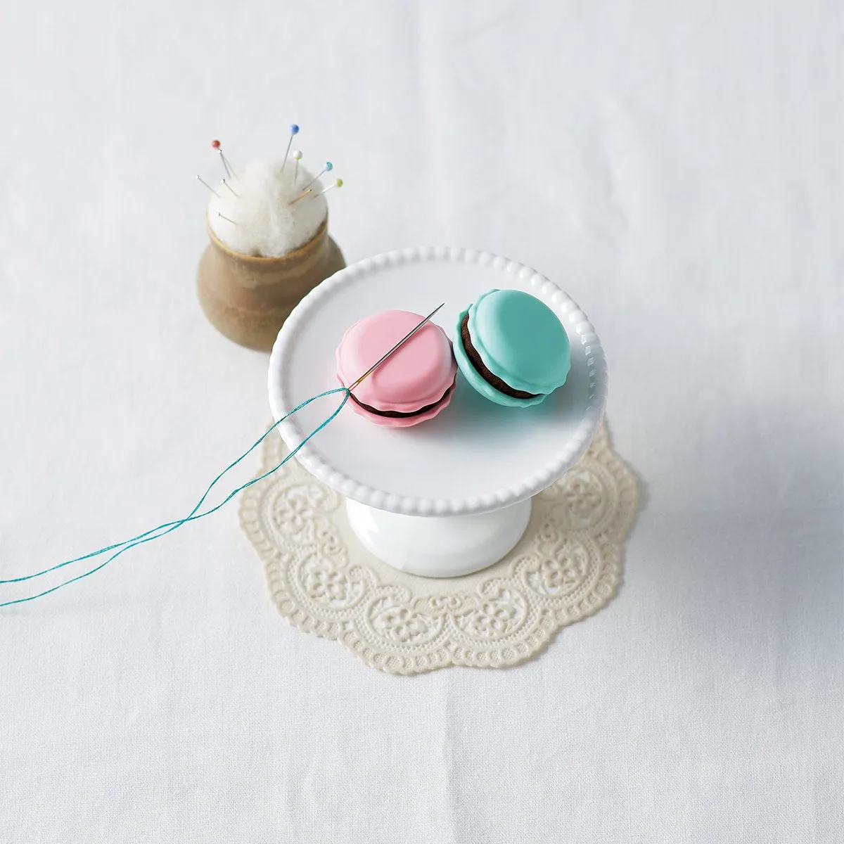 Sweet 'n Sharp Macaron (Pistachio)