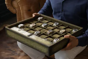 Tray For 28 Watches - Parchment Patina Olive Green
