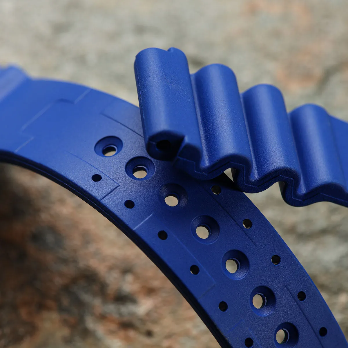 WatchGecko 285 Italian Rubber Diver's Watch Strap - Royal Blue